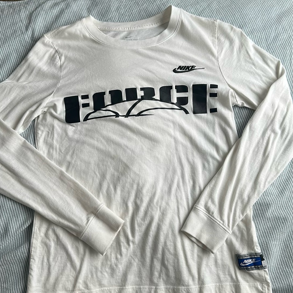 nike long sleeve